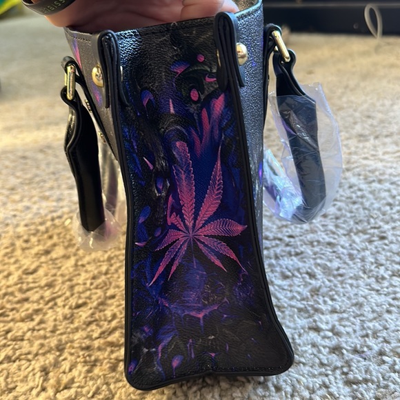 Colorful custom pot leaf / skull handbag ! BRAND NEW / NEVER USEDD - Picture 4 of 5